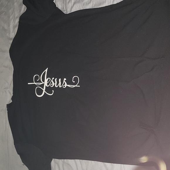 T-SHIRT - Picture 1 of 3